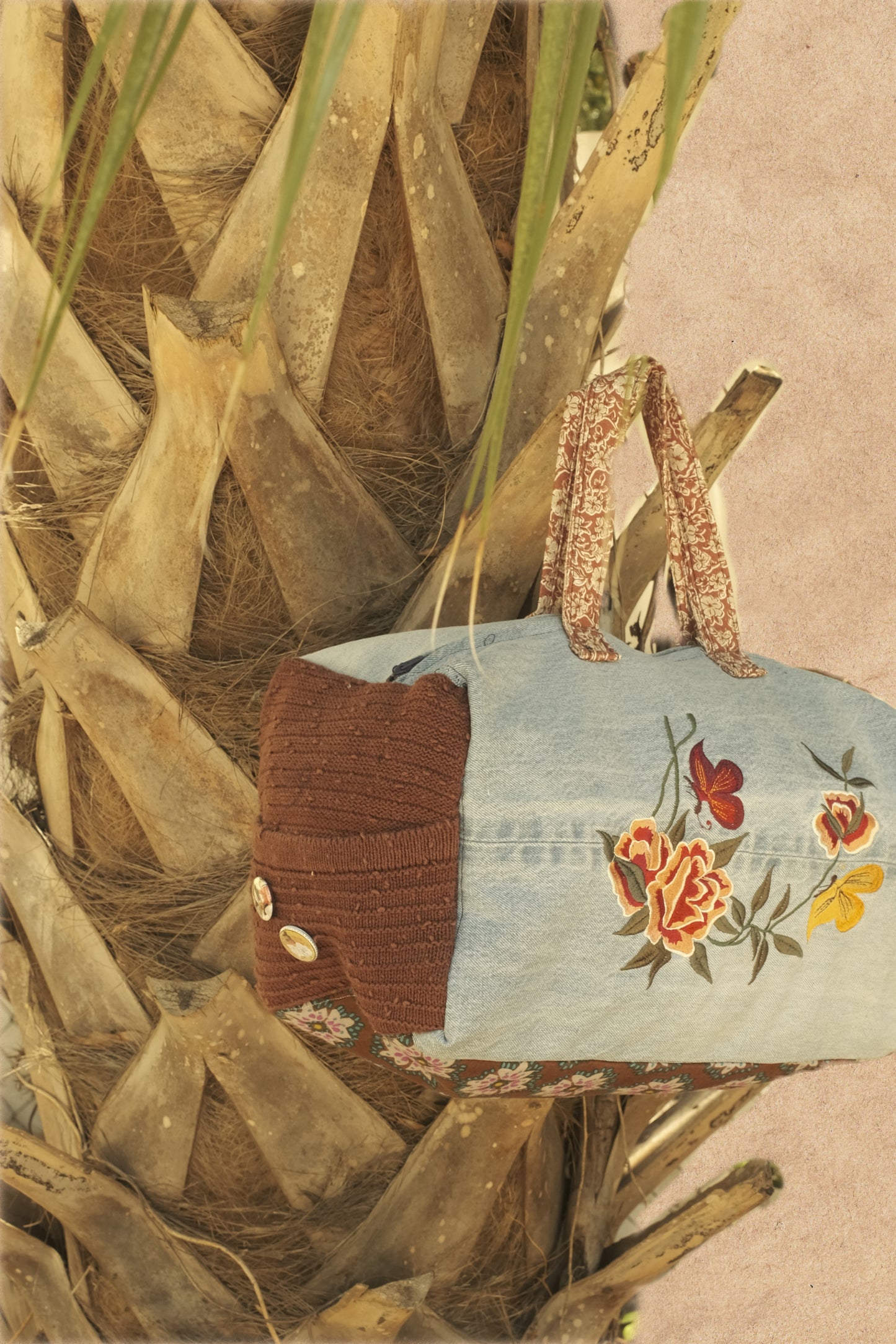 MayFleurs image 2